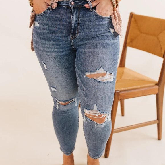 Judy Blue jeans - Picture 3 of 4